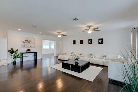 Villa ou maison à louer à Fort Lauderdale, Floride: 4 chambres, 182.18 m2 № 2146951 - photo 18