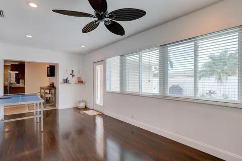 Villa ou maison à louer à Fort Lauderdale, Floride: 4 chambres, 182.18 m2 № 2146951 - photo 19