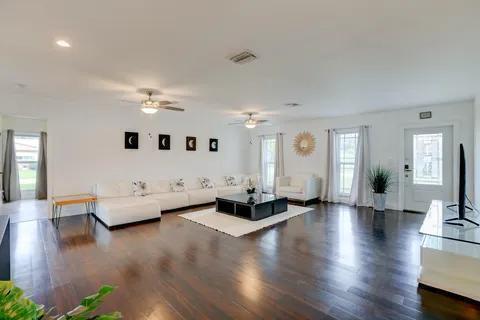 Villa ou maison à louer à Fort Lauderdale, Floride: 4 chambres, 182.18 m2 № 2146951 - photo 16