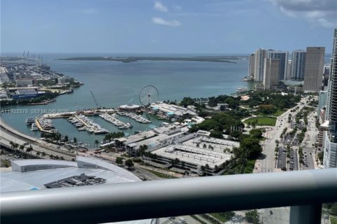 Copropriété à louer à Miami, Floride: 2 chambres, 123.93 m2 № 1991095 - photo 5