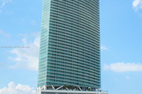 Copropriété à louer à Miami, Floride: 2 chambres, 123.93 m2 № 1991095 - photo 15