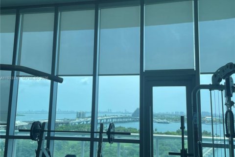 Copropriété à louer à Miami, Floride: 2 chambres, 123.93 m2 № 1991095 - photo 9