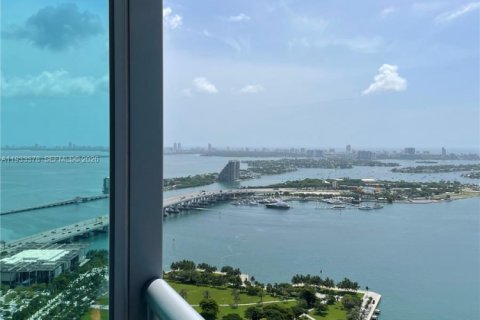 Copropriété à louer à Miami, Floride: 2 chambres, 123.93 m2 № 1991095 - photo 13