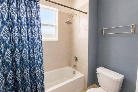 Villa ou maison à vendre à St. Lucie, Floride: 4 chambres, 234.3 m2 № 2190168 - photo 12