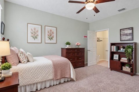House in Sanford, Florida 5 bedrooms, 320.14 sq.m. № 2360308 - photo 25