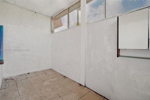 Купить таунхаус в Пемброк-Пайнс, Флорида 4 спальни, 150.13м2, № 2044247 - фото 30