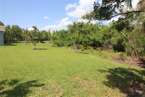 House in Apollo Beach, Florida 3 bedrooms, 222.41 sq.m. № 1625620 - photo 13