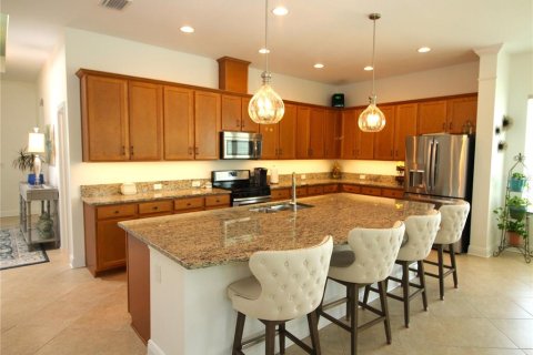 House in Apollo Beach, Florida 3 bedrooms, 222.41 sq.m. № 1625620 - photo 19