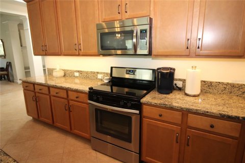 House in Apollo Beach, Florida 3 bedrooms, 222.41 sq.m. № 1625620 - photo 21