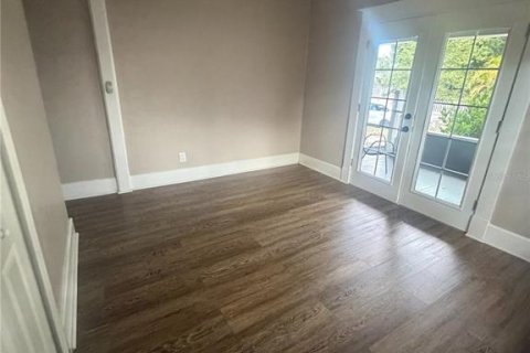 Apartamento en alquiler en Saint Petersburg, Florida, 2 dormitorios, 69.68 m2 № 2225297 - foto 9