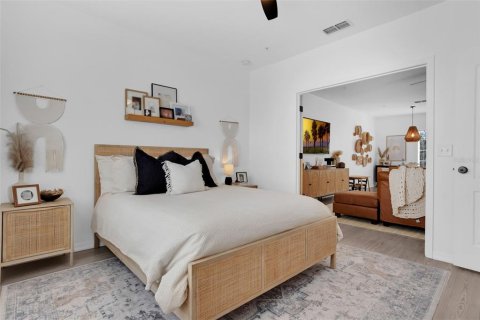 Townhouse in Winter Springs, Florida 2 bedrooms, 100.8 sq.m. № 1904108 - photo 16