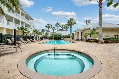 Townhouse in Winter Springs, Florida 2 bedrooms, 100.8 sq.m. № 1904108 - photo 24