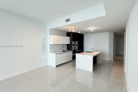 Condominio en venta en Miami, Florida, 1 dormitorio, 94.57 m2 № 1686150 - foto 3