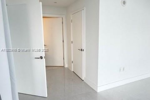 Condominio en venta en Miami, Florida, 1 dormitorio, 94.57 m2 № 1686150 - foto 8