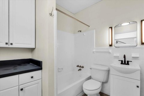 Casa en venta en Gulfport, Florida, 4 dormitorios, 160.81 m2 № 1836859 - foto 11