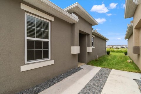 Villa ou maison à louer à Land O' Lakes, Floride: 3 chambres, 142.33 m2 № 2387446 - photo 28