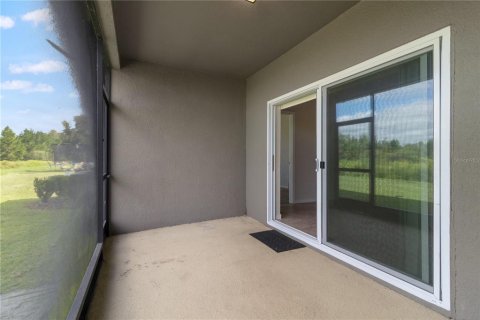 Villa ou maison à louer à Land O' Lakes, Floride: 3 chambres, 142.33 m2 № 2387446 - photo 25