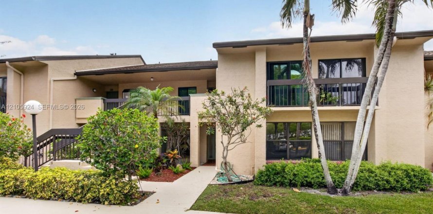 Condo à Delray Beach, Floride, 2 chambres  № 2414560