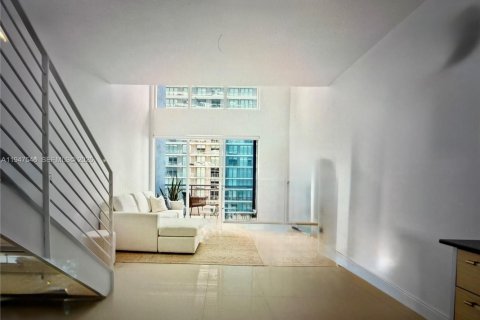 Condominio en venta en Miami, Florida, 1 dormitorio, 81.48 m2 № 2154452 - foto 6