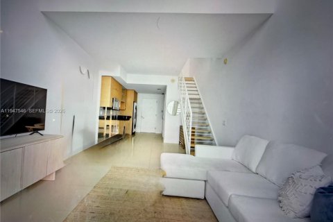 Condominio en venta en Miami, Florida, 1 dormitorio, 81.48 m2 № 2154452 - foto 10