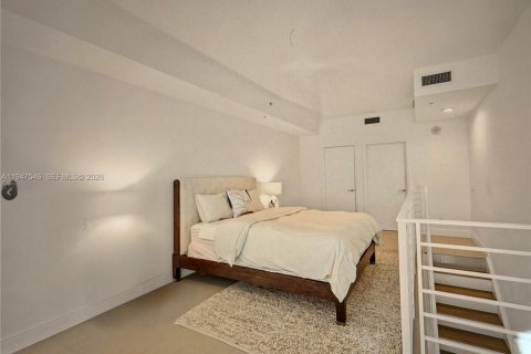 Condominio en venta en Miami, Florida, 1 dormitorio, 81.48 m2 № 2154452 - foto 4