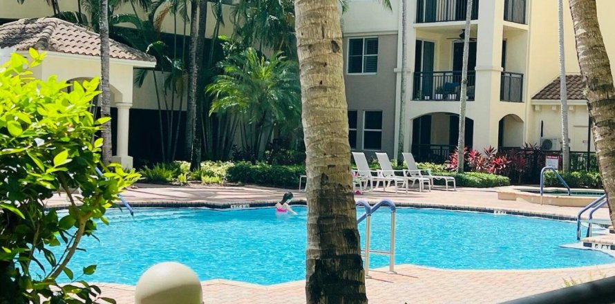 Condominio en Boynton Beach, Florida, 2 dormitorios № 1142338