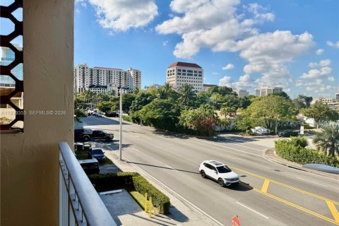 Apartment in Miami, Florida 1 bedroom, 3164.44 sq.m. № 1997831 - photo 18