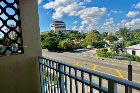 Apartment in Miami, Florida 1 bedroom, 3164.44 sq.m. № 1997831 - photo 17