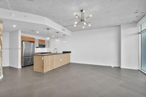 Copropriété à vendre à Miami, Floride: 2 chambres, 109.72 m2 № 2272059 - photo 7