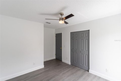 House in Tampa, Florida 3 bedrooms, 110.55 sq.m. № 1820886 - photo 19