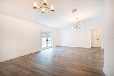 Casa en venta en Pinellas Park, Florida, 4 dormitorios, 140.28 m2 № 1825427 - foto 3