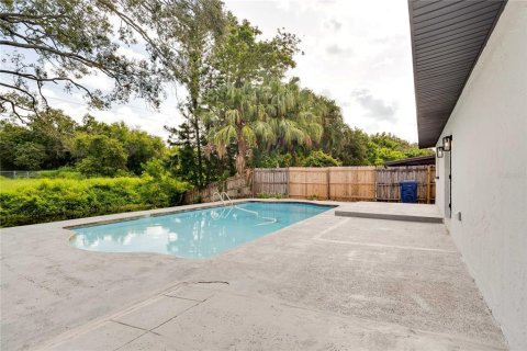 Casa en venta en Pinellas Park, Florida, 4 dormitorios, 140.28 m2 № 1825427 - foto 11