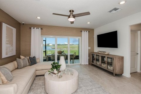 House in Riverview, Florida 4 bedrooms, 214.05 sq.m. № 1733048 - photo 5
