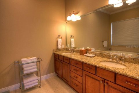 Casa en venta en Four Corners, Florida, 5 dormitorios, 439.89 m2 № 1817967 - foto 30