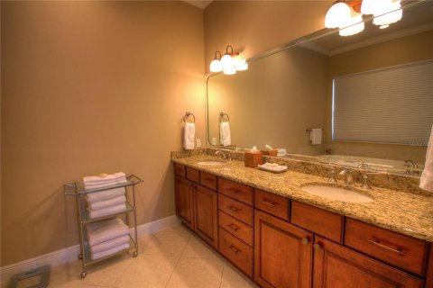 Casa en venta en Four Corners, Florida, 5 dormitorios, 439.89 m2 № 1817967 - foto 17