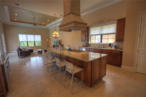 Casa en venta en Four Corners, Florida, 5 dormitorios, 439.89 m2 № 1817967 - foto 12