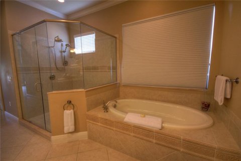 Casa en venta en Four Corners, Florida, 5 dormitorios, 439.89 m2 № 1817967 - foto 18