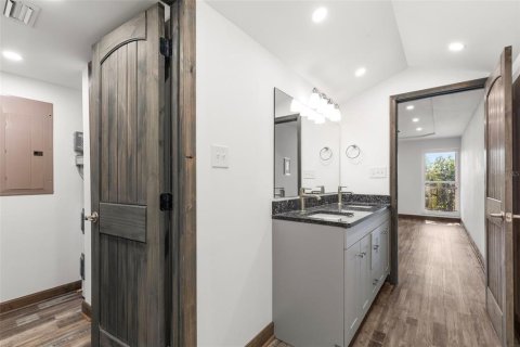 Copropriété à vendre à Largo, Floride: 2 chambres, 135.64 m2 № 2129336 - photo 23