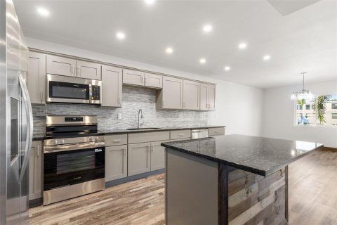 Copropriété à vendre à Largo, Floride: 2 chambres, 135.64 m2 № 2129336 - photo 7