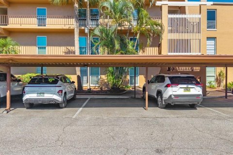 Copropriété à vendre à Largo, Floride: 2 chambres, 135.64 m2 № 2129336 - photo 28