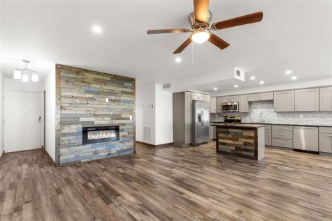 Copropriété à vendre à Largo, Floride: 2 chambres, 135.64 m2 № 2129336 - photo 5