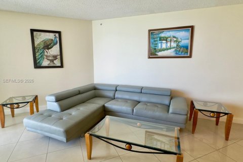 Купить кондоминиум в Санни-Айлс-Бич, Флорида 2 спальни, 119.84м2, № 2009469 - фото 13