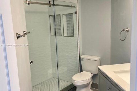 Купить кондоминиум в Пемброк-Пайнс, Флорида 3 спальни, 115.85м2, № 2051999 - фото 11