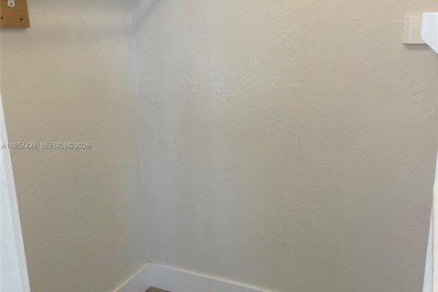 Снять в аренду кондоминиум в Майами-Лейкс, Флорида 2 спальни, 94.76м2, № 2011438 - фото 6