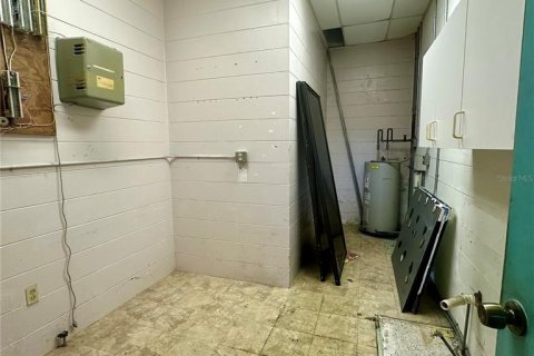 Propiedad comercial en alquiler en Fern Park, Florida, 169.08 m2 № 1901376 - foto 19