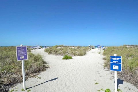 Condo in Longboat Key, Florida, 2 bedrooms  № 2112088 - photo 2