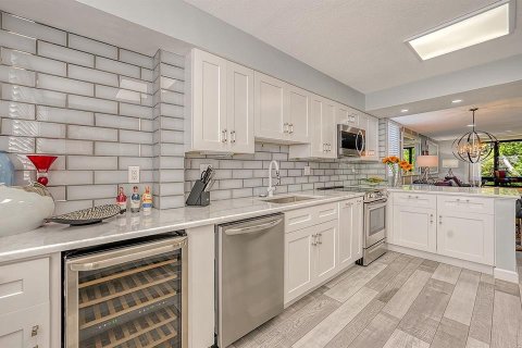 Condo in Longboat Key, Florida, 2 bedrooms  № 2112088 - photo 20