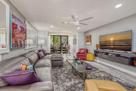 Condo in Longboat Key, Florida, 2 bedrooms  № 2112088 - photo 10
