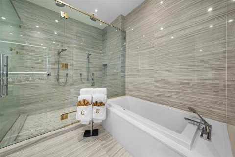 Condominio en venta en Aventura, Florida, 6 dormitorios, 575.99 m2 № 1491602 - foto 22