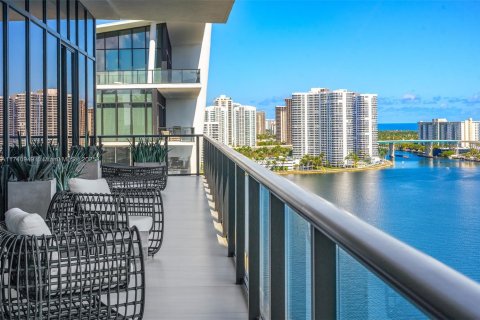 Condominio en venta en Aventura, Florida, 6 dormitorios, 575.99 m2 № 1491602 - foto 29